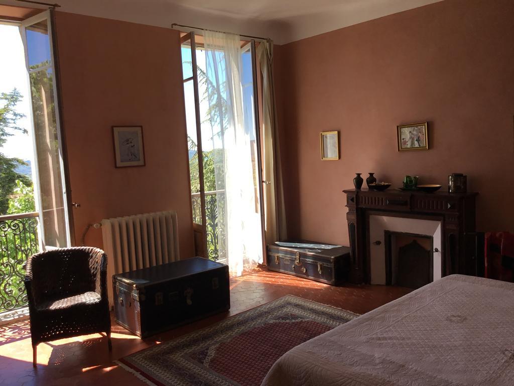 B&B En Provence- Villa Saint Marc Forcalquier Zewnętrze zdjęcie